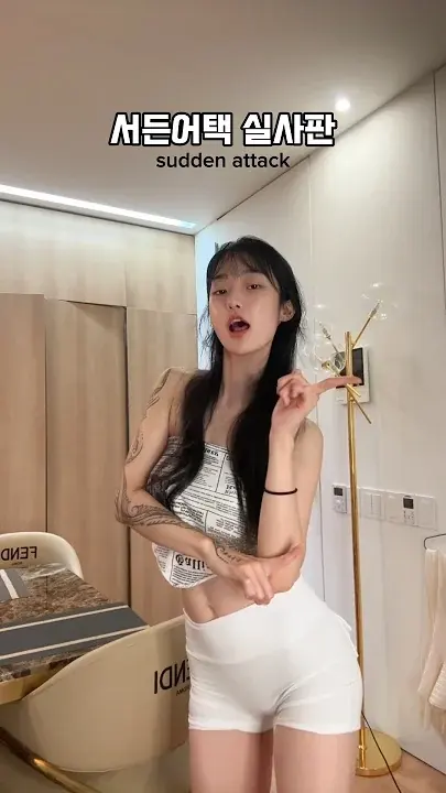 ins颜值健身博主idolnation_图片，小身材大能量的女生