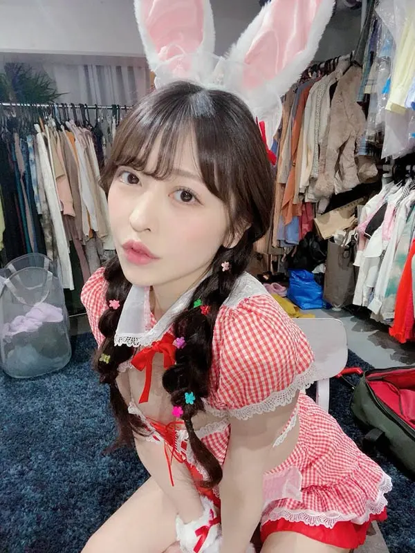 00后极品后浪《森日向子》高颜值长腿女演员的代表