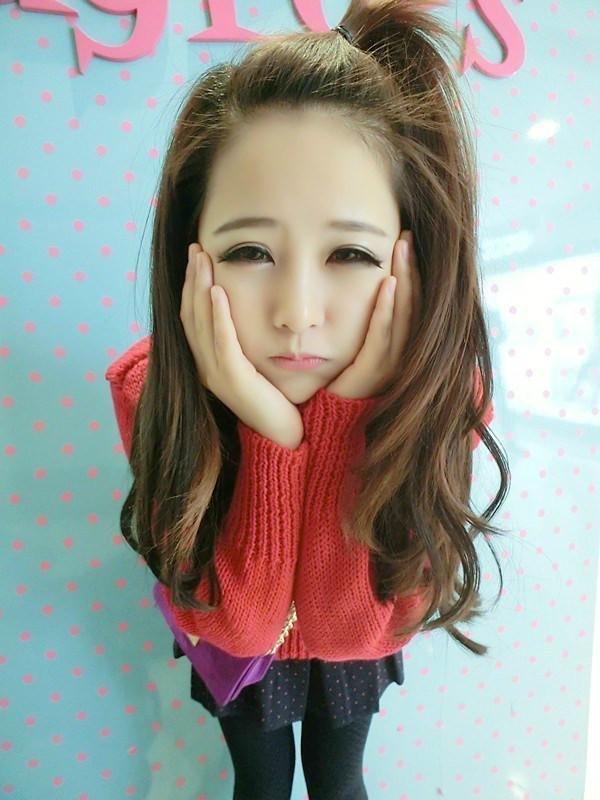 非主流气质qq女生皮肤大图 我很怀念那个我