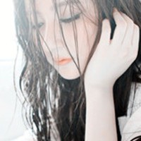 非主流妖艳美女头像 爱 浅尝辄止。