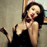 非主流妖艳美女头像 爱 浅尝辄止。
