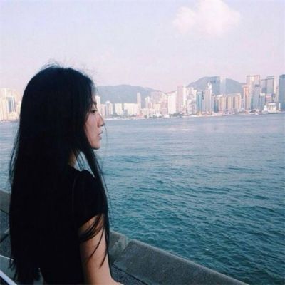落寞女生背影精选气质头像 诠释独特气质之美