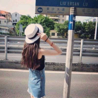 落寞女生背影精选气质头像 诠释独特气质之美