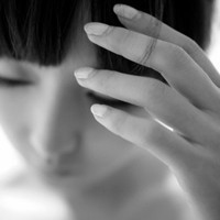 欧美范黑白女生头像 沉默不是错 诠释内心之美。