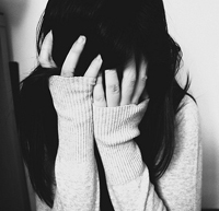欧美范黑白女生头像 沉默不是错 诠释内心之美。