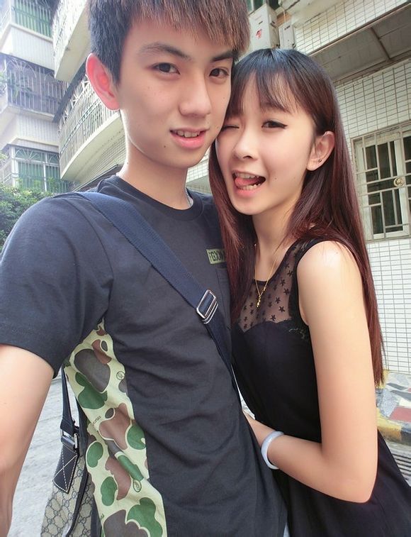幸福情侣皮肤图 双图展现 假象迷惑需警惕