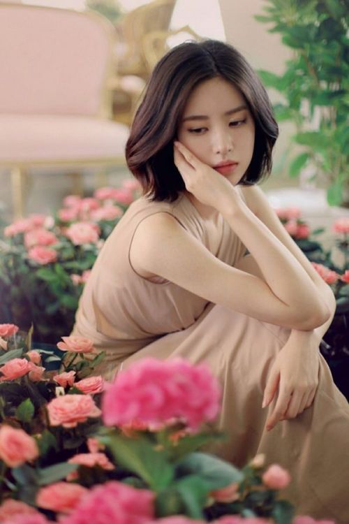 清新氧气美女背景皮肤 展现纯真无暇之美