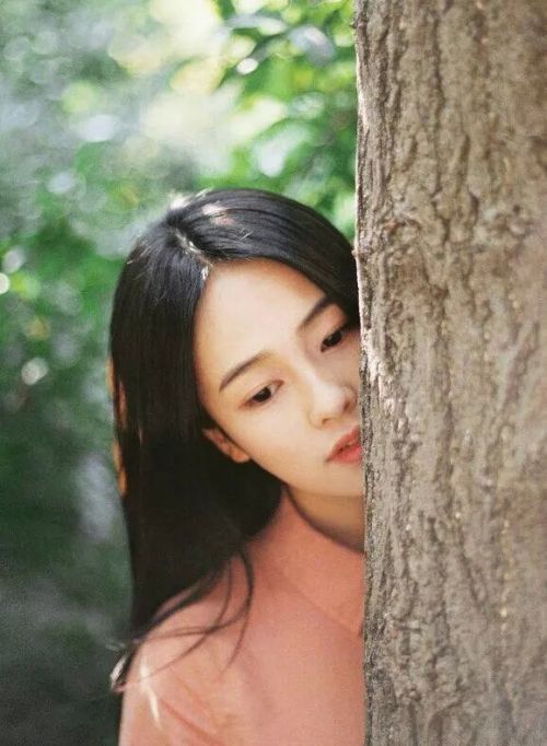 清新氧气美女背景皮肤 展现纯真无暇之美