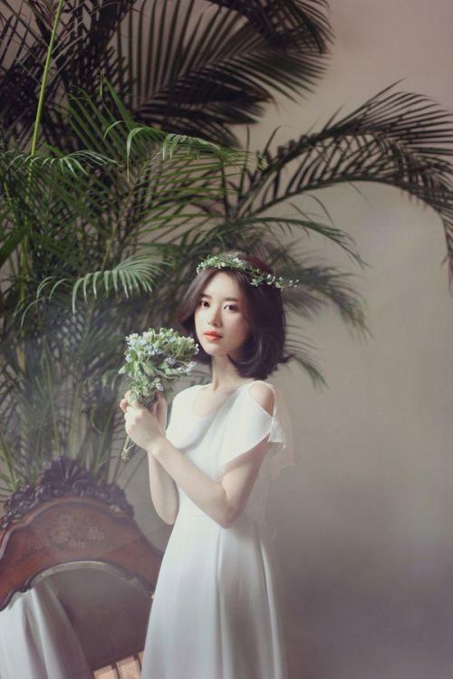 清新氧气美女背景皮肤 展现纯真无暇之美