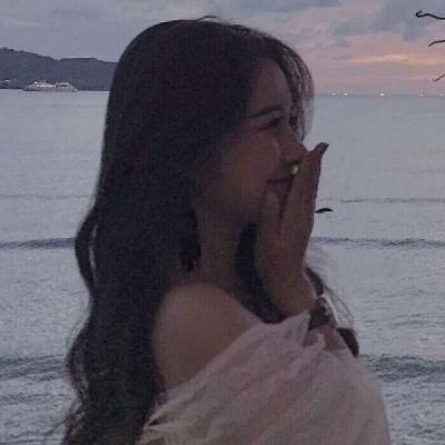 "2020潮情侣头像 一男一女守护你"