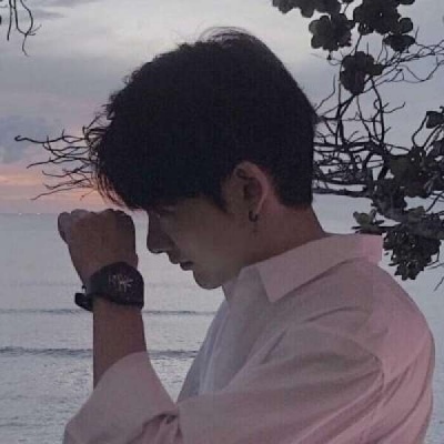 "2020潮情侣头像 一男一女守护你"