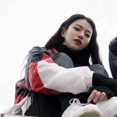 "2020潮情侣头像 一男一女守护你"