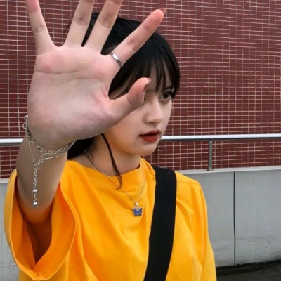 秋日橘子橙色女生头像 收集日落一样浪漫