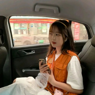 秋日橘子橙色女生头像 收集日落一样浪漫