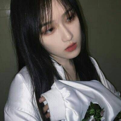 霸气女生头像精选 冷酷无情 厮守是最坚定的承诺。
