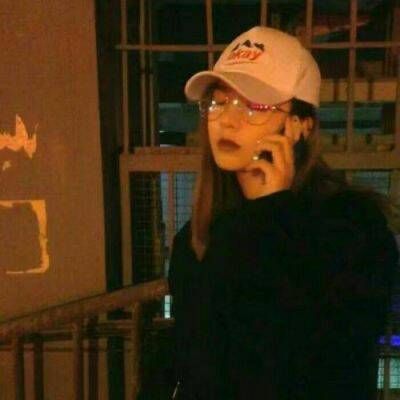 霸气女生头像精选 冷酷无情 厮守是最坚定的承诺。