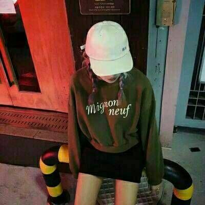 霸气女生头像精选 冷酷无情 厮守是最坚定的承诺。
