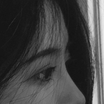 伤感黑暗系女生头像 热爱无余 人生如戏