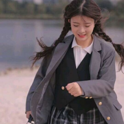 很清纯冬日可爱头像 温如君子人选 适合女生微信空间。