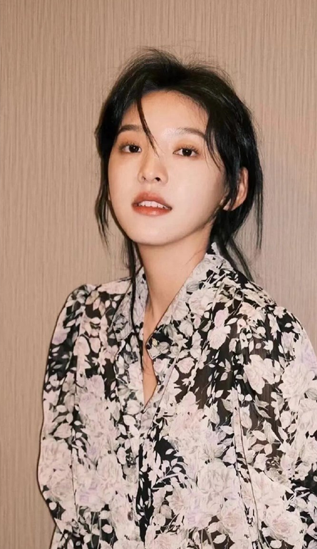 2023韩系美女壁纸合集 精致氛围感 耐看颜值 皮肤美图精选