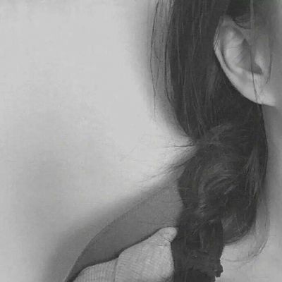 高冷女生头像精选 洒脱黑白侧面QQ群图片