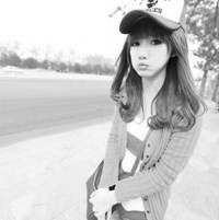 非主流唯美女生黑白头像 个性黑白女生QQ头像