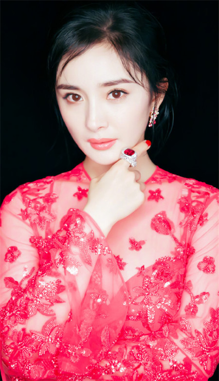 杨幂高清壁纸 最新超美图片大全 无水印精选