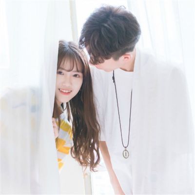 2018最潮情侣头像 两人同行 一男一女