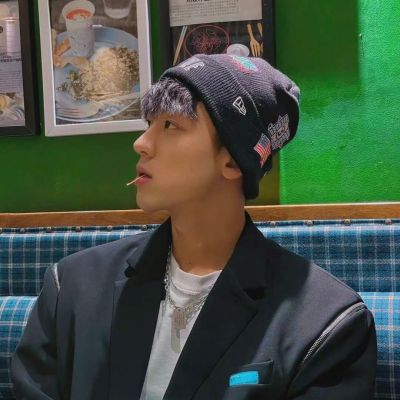 热爱生活 生活也会回馈你 独特气质男生头像精选