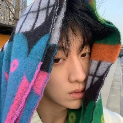 热爱生活 生活也会回馈你 独特气质男生头像精选