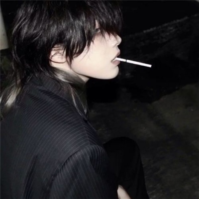 微丧男生侧脸帅气遮脸头像 冷酷帅气 无快乐可寻。