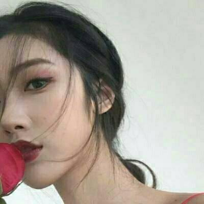 "精选性感唯美美女头像 知世故而不世故的成熟之美"