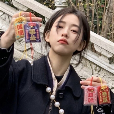 【独特惊艳女头 闪耀光芒 引人注目】