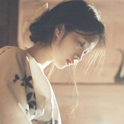 2021女生头像 不轻易说谎 不懂珍惜的人不值得被爱。