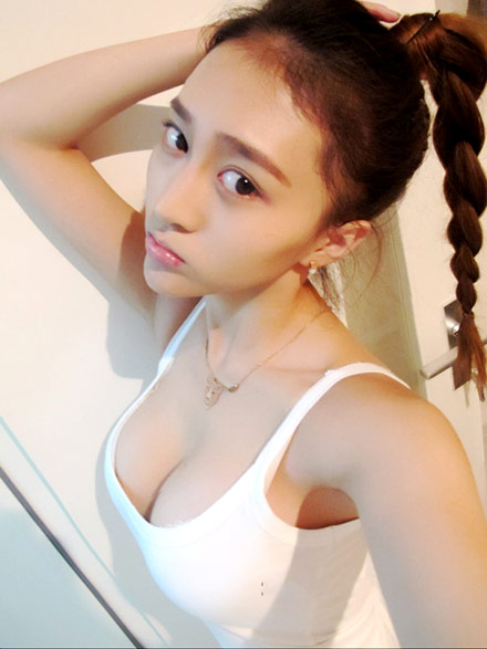 唯美大眼美女皮肤 透明背景 性感又好看