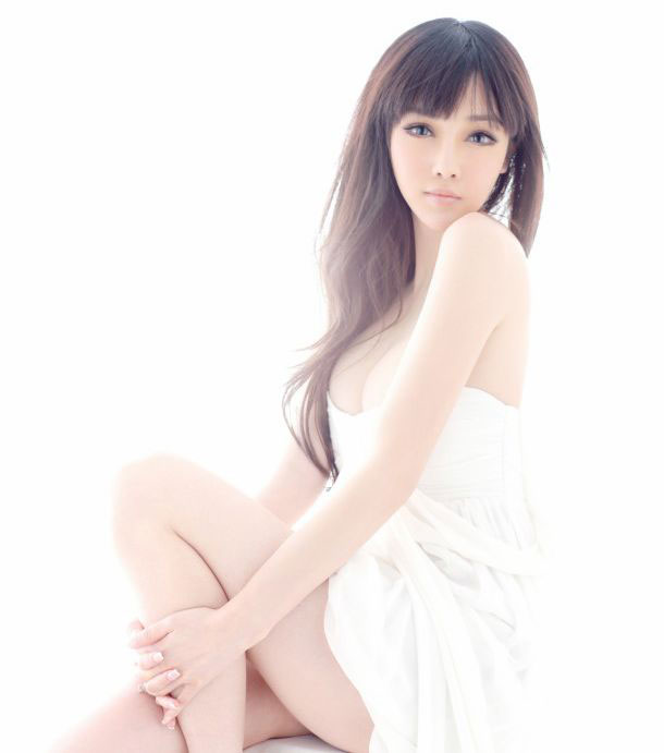 唯美大眼美女皮肤 透明背景 性感又好看