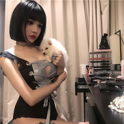 追求自由 享受孤独 大胸MM头像等你来欣赏