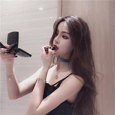 追求自由 享受孤独 大胸MM头像等你来欣赏